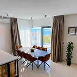 Luxury Stivasnica