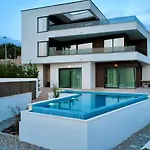 Villa Luxury Stivasnica Ražanj