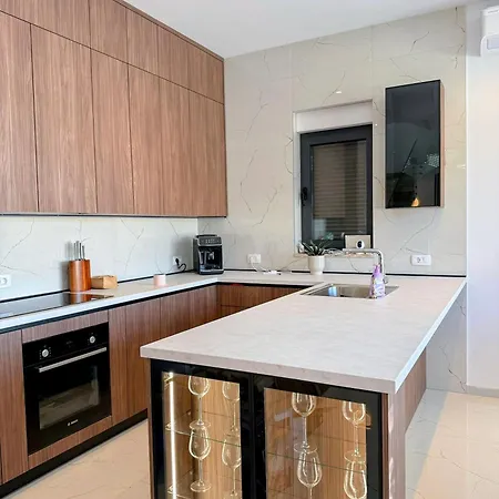 Luxury Stivasnica *