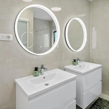Luxury Stivasnica * Ražanj