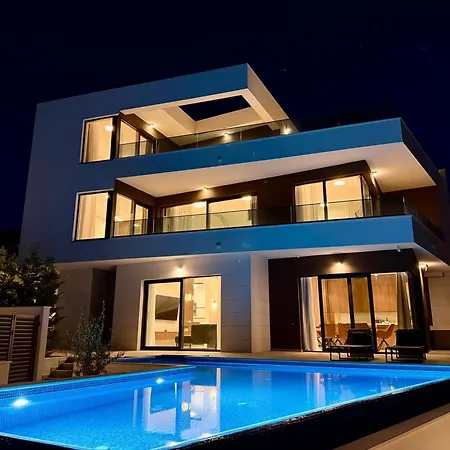 Luxury Stivasnica *