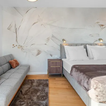 Luxury Stivasnica