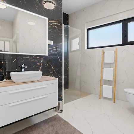Villa Luxury Stivasnica Ražanj