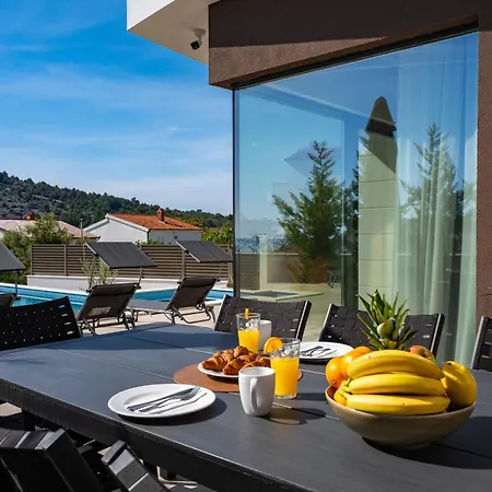 Villa Luxury Stivasnica Ražanj