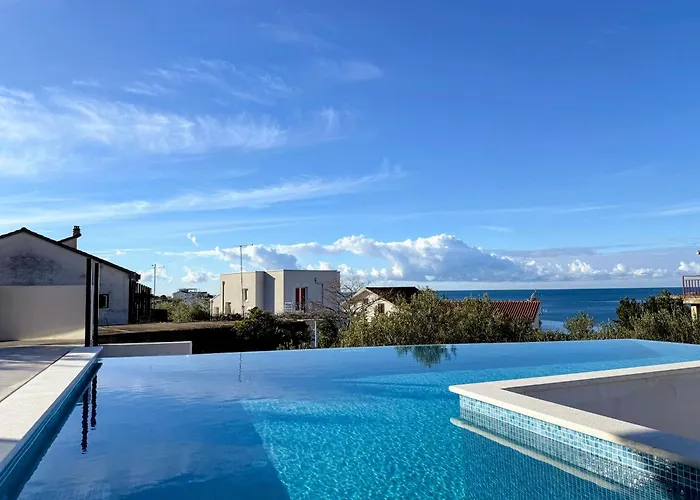 Luxury Stivasnica * Ražanj